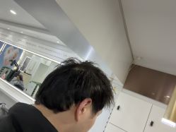 -镁连社·美联社