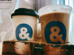 哥斯达黎加热拿铁-COFFii&JOY(龙江新城市广场店)