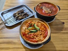 -二哥特色砂锅