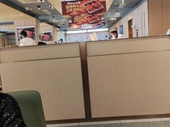 -海底捞火锅(珠影星光城夜宵主题店)