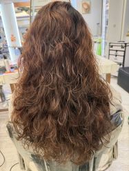 -镁连社·美联社