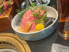 -山川小町·极番烧肉(新地假日广场店)