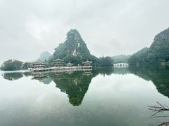 -星湖旅游景区七星岩