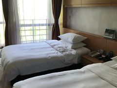 -上海怡沁园度假酒店