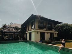 -三亚亚龙湾五号度假别墅酒店