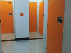 -安东易迷你自助仓储寄存仓库(顾戴路店)