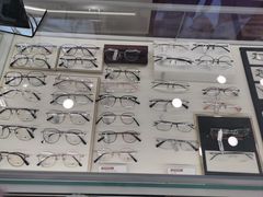 -精益眼镜·蔡司合作(徐东平价店)