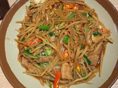 -川堂风·跷脚牛肉·乐山爆炒(宝山日月光店)