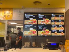 -麦当劳(深圳北站B2检票口楼上)