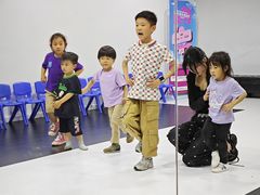 -潮童星少儿模特时尚中心(黄浦博荟广场店)