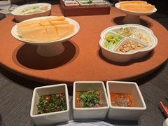 -左庭右院鲜牛肉火锅黑金店(陆家嘴中心店)