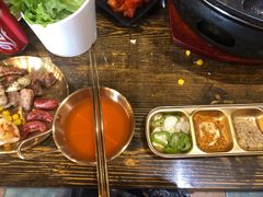 -胡悦里韩式烤肉(芝罘万达广场店)