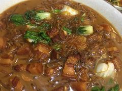 猪肉炖粉条-东北哈尔滨酱骨头馆房掌柜铁锅炖