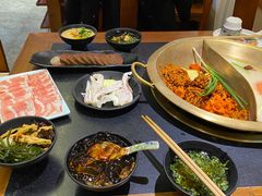 -沸炉重庆老火锅(军事博物馆店)