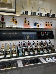 -法国娇兰精品店