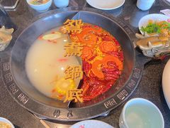 鸳鸯锅-重庆德庄火锅(体育中心店)