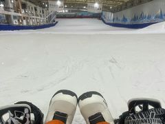 -乔波室内滑雪场