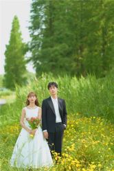 -易摄影婚纱摄影工作室