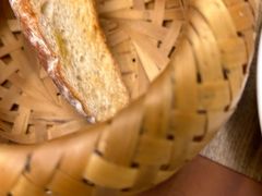 餐前面包Bread-Golden Lily河内巴黎法越料理餐厅(建国西路店)