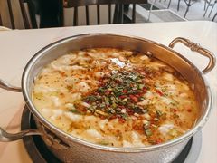 -德林酸菜鱼火锅(南丹店)