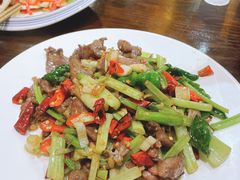 -青年路烩面馆(绿地世纪城店)