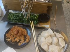 -微醺烤牛·炭火烧烤·精酿啤酒(东郊记忆店)