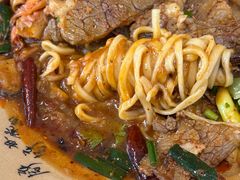 -方铲铲·成都板凳面(滨江银泰店)