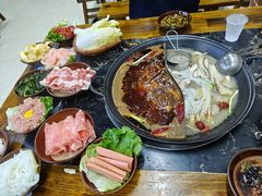 -乖嬢嬢重庆老火锅(南联店)