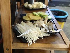 -阿昌白族石板烧·菌锅(大理古城店)