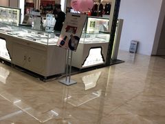 -优衣库(重庆沙坪坝印象汇店)