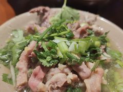 -谢老五跷脚牛肉·非遗传承店