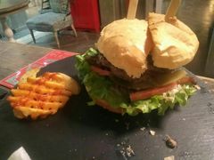 -HIGH FIVE哈福手工汉堡(桂林路店)