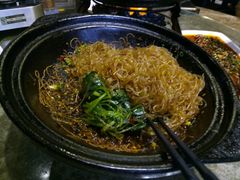 蟹黄粉丝煲-小城故事餐饮服务有限公司