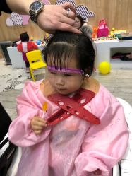 -奇怪的独角兽亲子理发沙龙