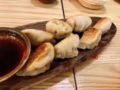 手工猪肉煎饺-TRiO·三重奏