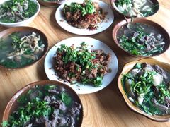 -周记翘脚牛肉