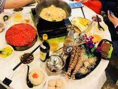 -鲜入围煮花胶鸡海鲜火锅