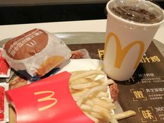 -麦当劳(怡景店)
