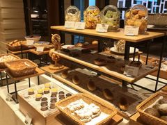 -中航泊悦酒店·云庭咖啡厅(虹桥机场T2店)