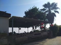 -亮河湾山庄