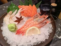 -牛YO寿喜烧·铁板烧和牛火锅自助(市府恒隆店)