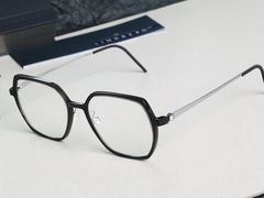 -目艮眼镜SHOWROOM(品牌集合店)