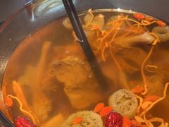 -鸽子侯·家宴·平价海鲜(绿地店)