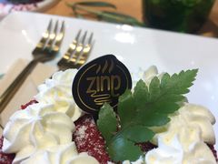 -ZING COFFEE 镜咖啡