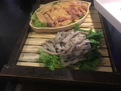 -尚尚仙·酸汤猪手·猪肚鸡火锅(华联万柳购物中心店)