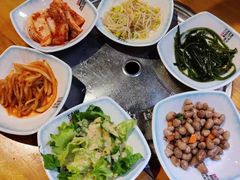-唯成•韩国炭火烤肉 유성고기