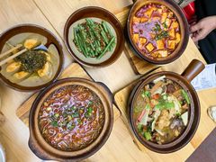 -有红鸡毛店·砂锅菜(抚琴夜市店)