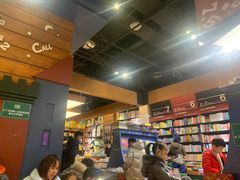 -西西弗书店(三峡广场湟恩新纪元购物广场店)