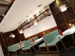 大堂-阿瓦山寨·湘菜现炒·剁椒鱼头王(咸阳总店)