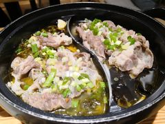 酸菜肥牛+泡椒肥牛-线人米线(桂林路店)